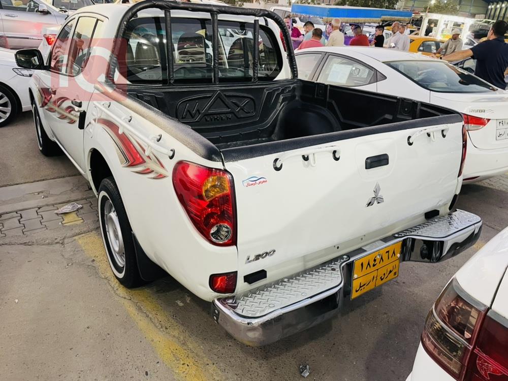 میتسوبیشی L200